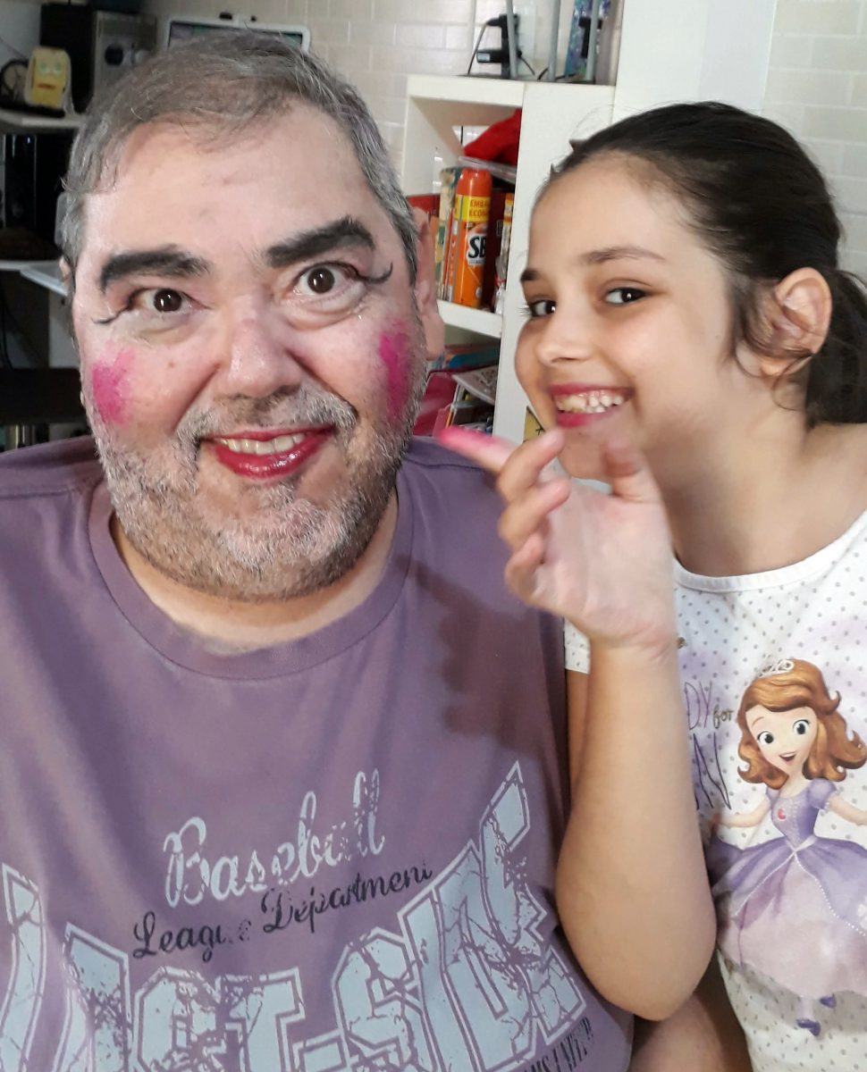 paiderodinhas.com.br - PAPAI, DEIXE SUA FILHA MAQUIAR VOCÊ! 